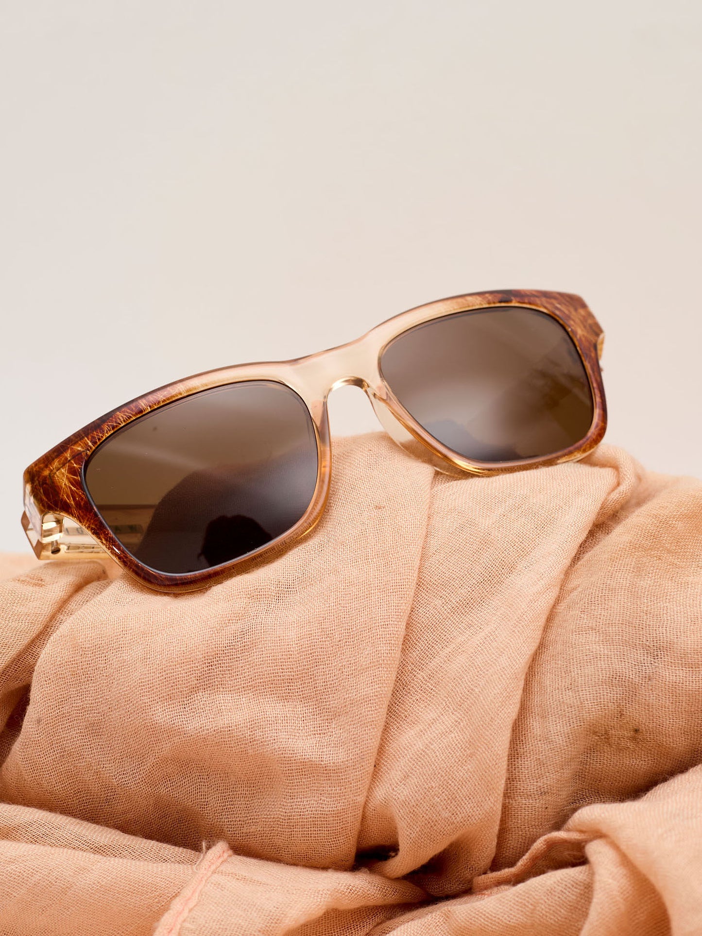 WARIDI EYEWEAR NYASIBAHARI SUNGLASSES - LIGHT BROWN