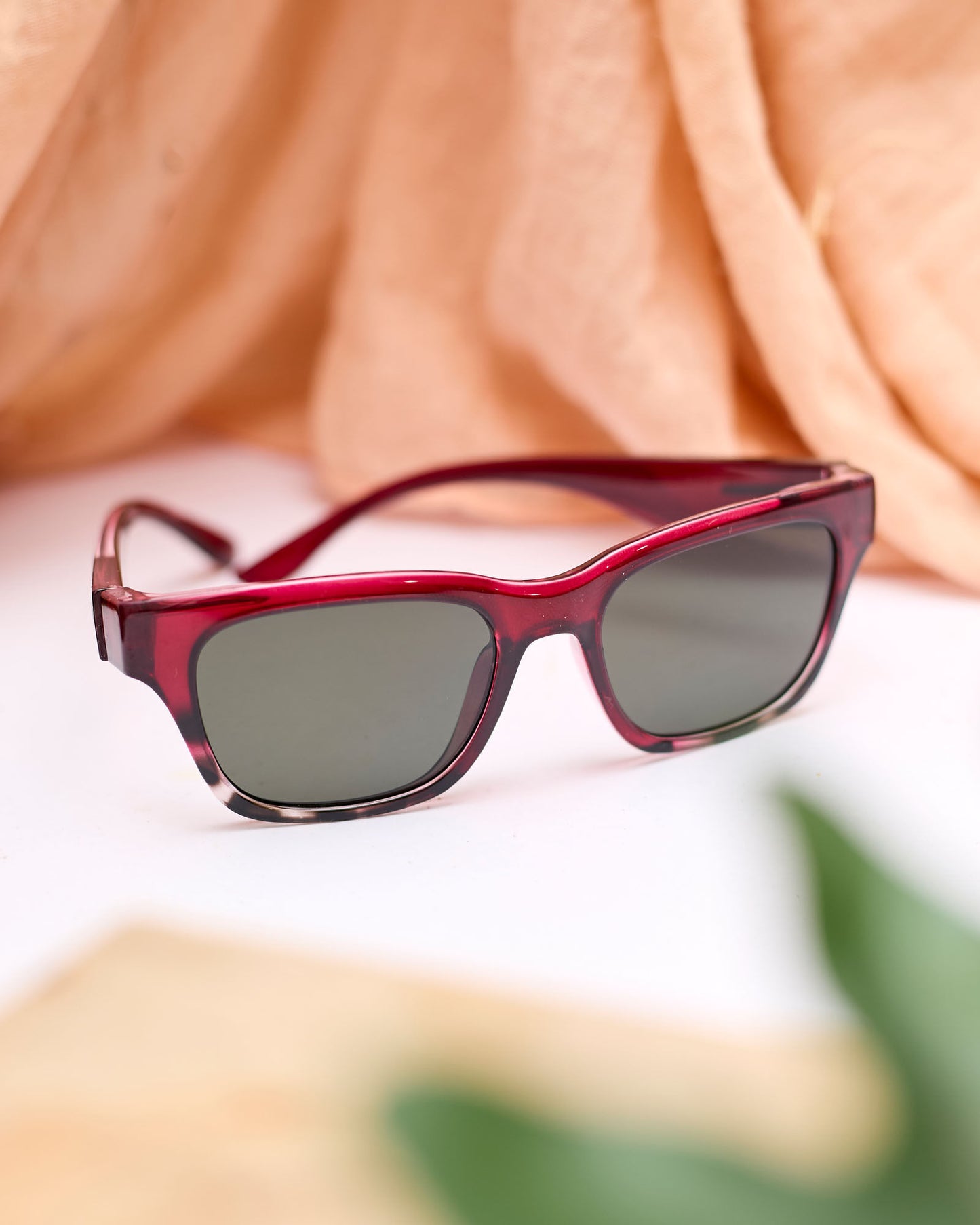 WARIDI EYEWEAR NYASIBAHARI SUNGLASSES - MAROON