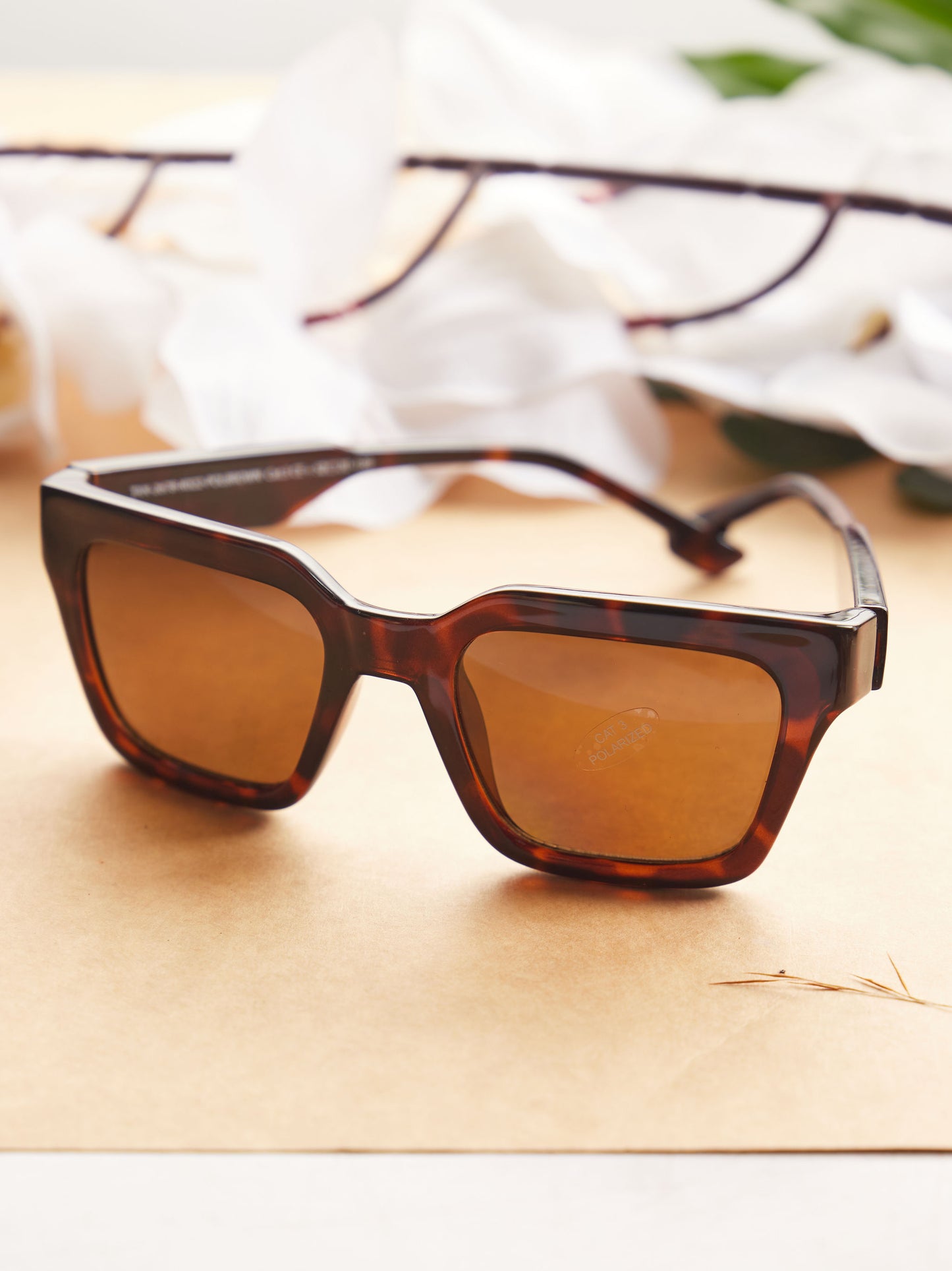 Waridi Eyewear Azalea Sunglasses - Brown